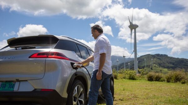 ICE abre convocatoria para proyectos de electrificación empresarial