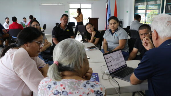 Universidad y comunidades del norte acuerdan plan de desarrollo regional