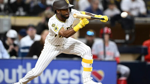 Padres vencen 6-2 tras tres toques fallados consecutivos de Cincinnati