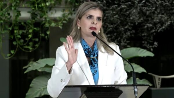 Presidenta de Costa Rica defiende relación con Nicaragua pese a críticas