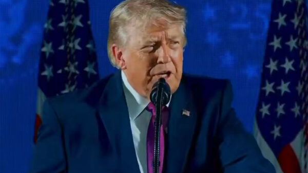 Trump celebra 250 años de independencia desde Monte Rushmore