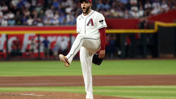 Eduardo Rodriguez brilla en victoria crucial de los Diamondbacks