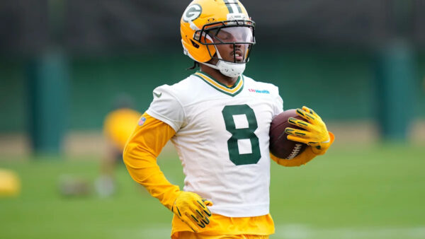 Packers mantienen a Josh Jacobs tras cargos criminales
