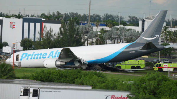 Cinco muertos en accidente de avión de Amazon en Miami