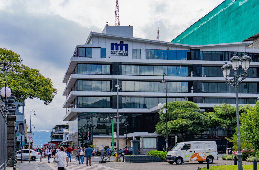 Costa Rica despide a 36 funcionarios por simular teletrabajo